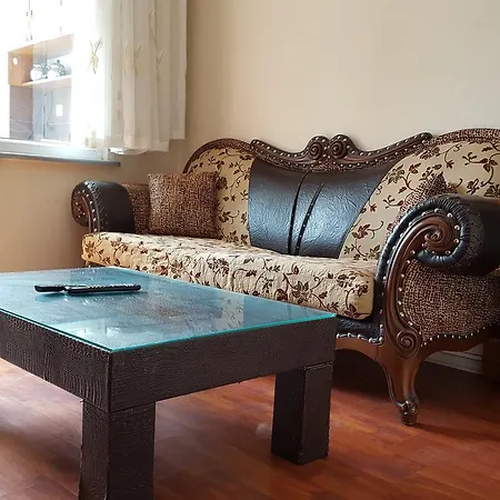 Sari 61 Apartment *